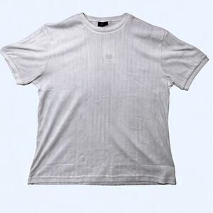 Level Ten XL Ribbed Knit T-Shirt Cream Short Sleeve Soft Stretch NWT. B2